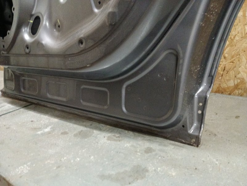 Дверь задняя правая