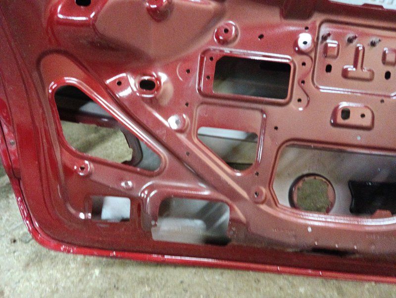 Дверь багажника