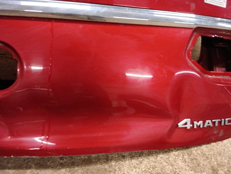 Дверь багажника