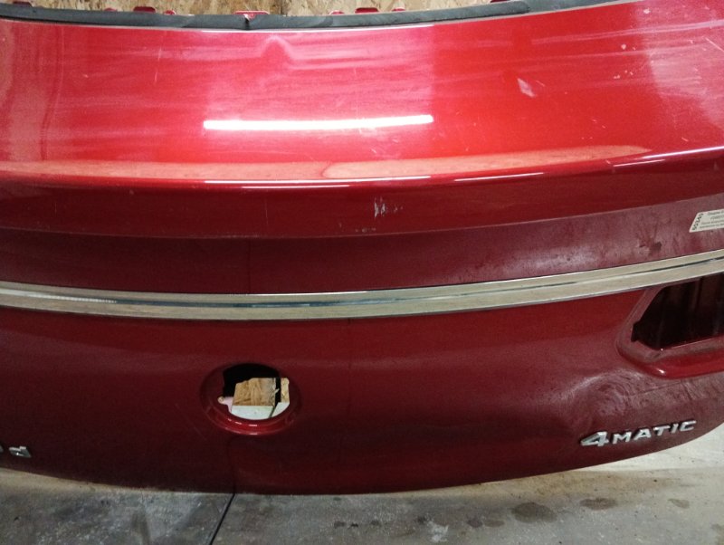 Дверь багажника