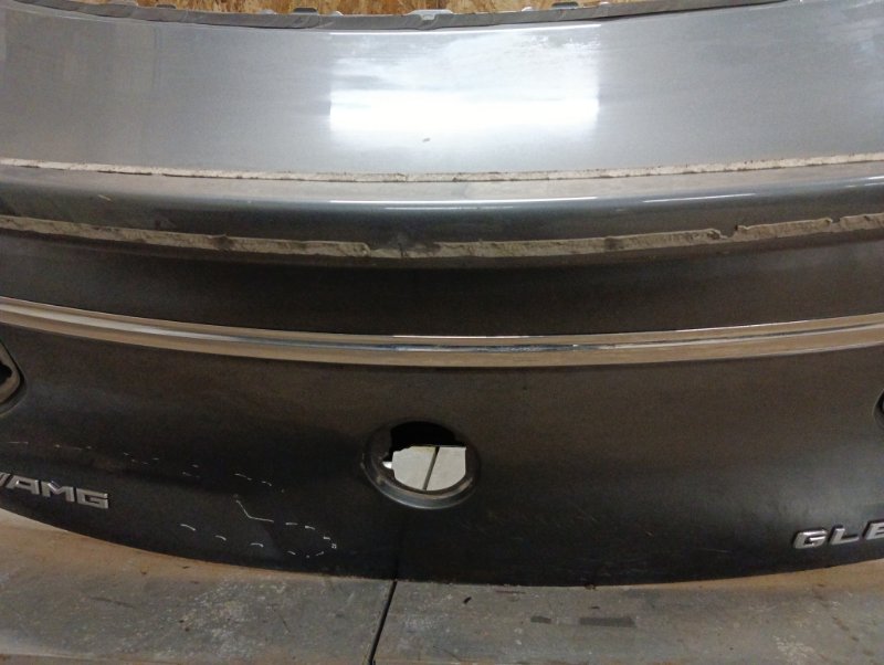 Дверь багажника