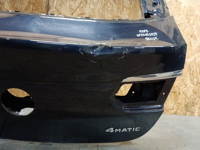 Дверь багажника