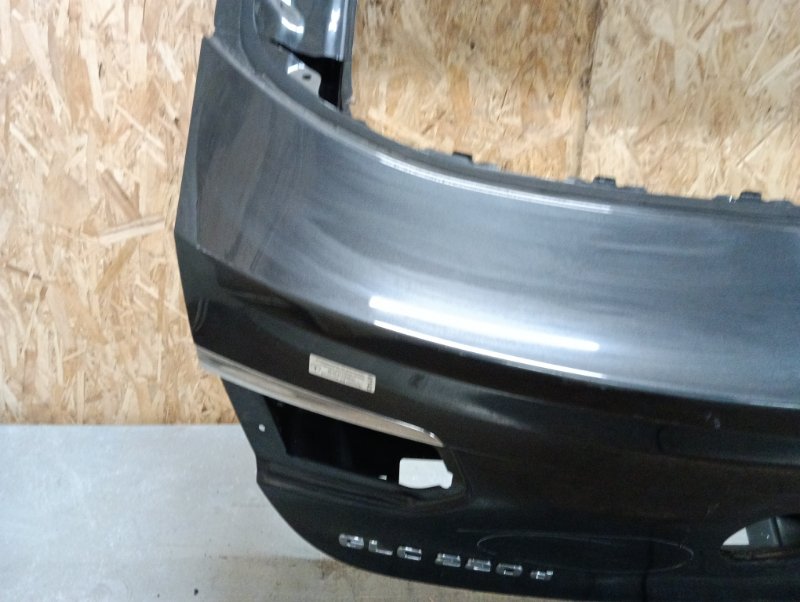 Дверь багажника