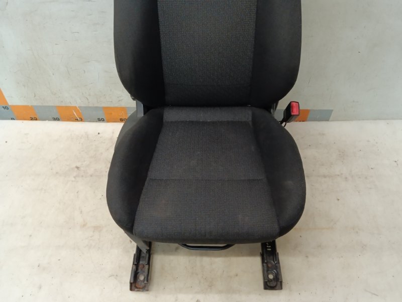 Сиденье переднее правое