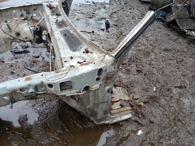 Лонжерон передний левый