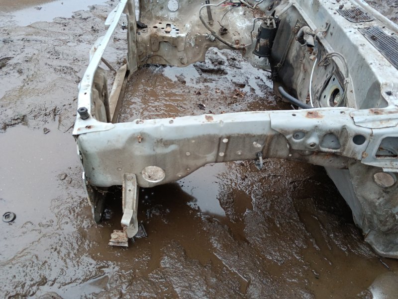 Лонжерон передний левый