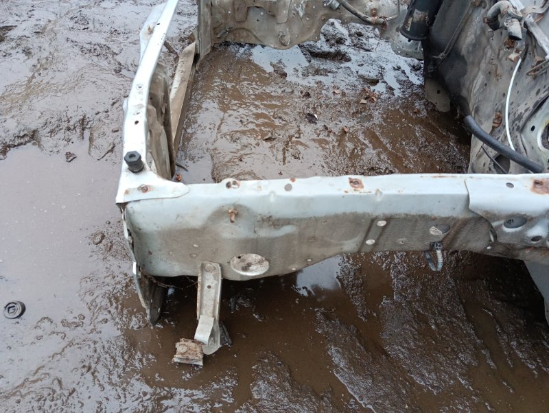 Лонжерон передний левый