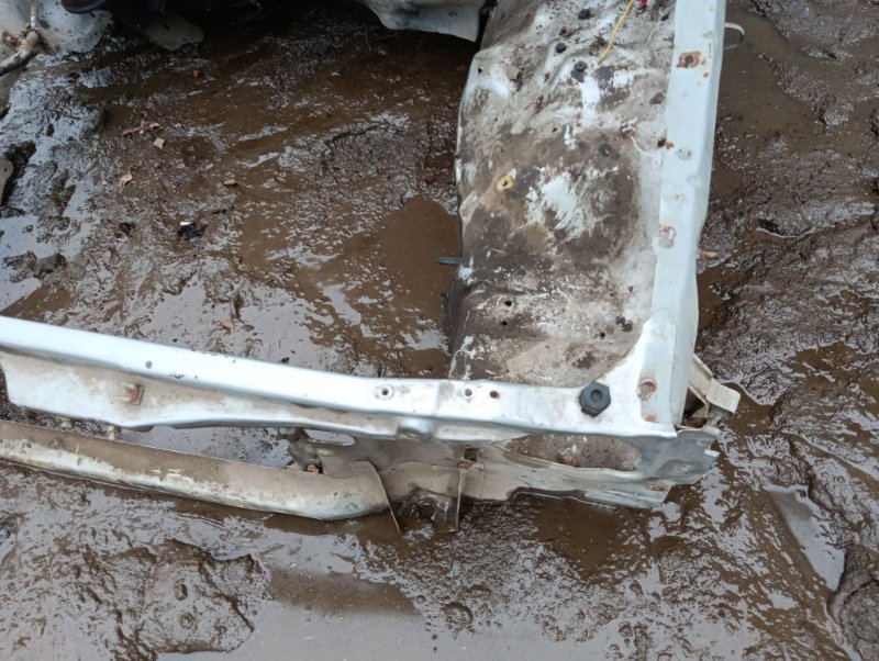 Лонжерон передний левый