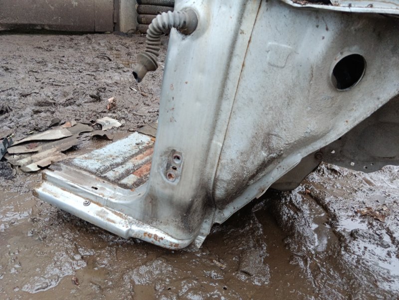 Лонжерон передний правый