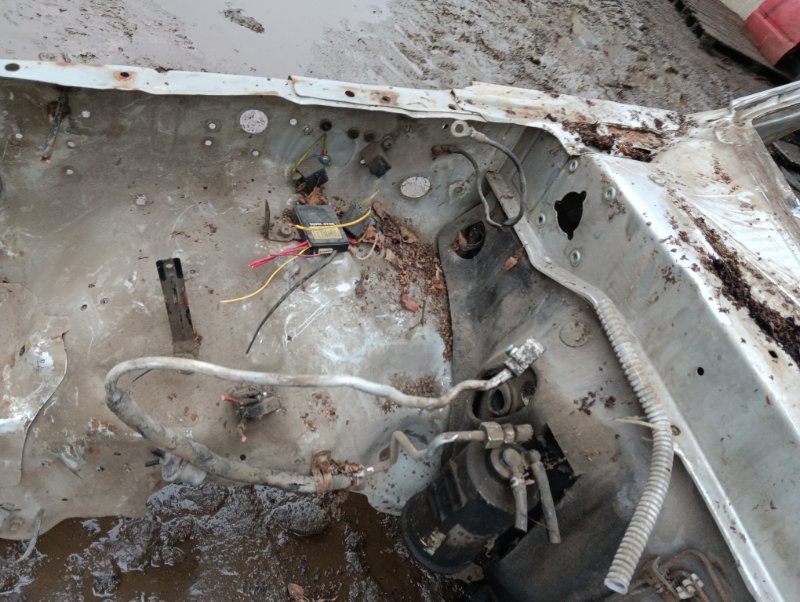 Лонжерон передний правый