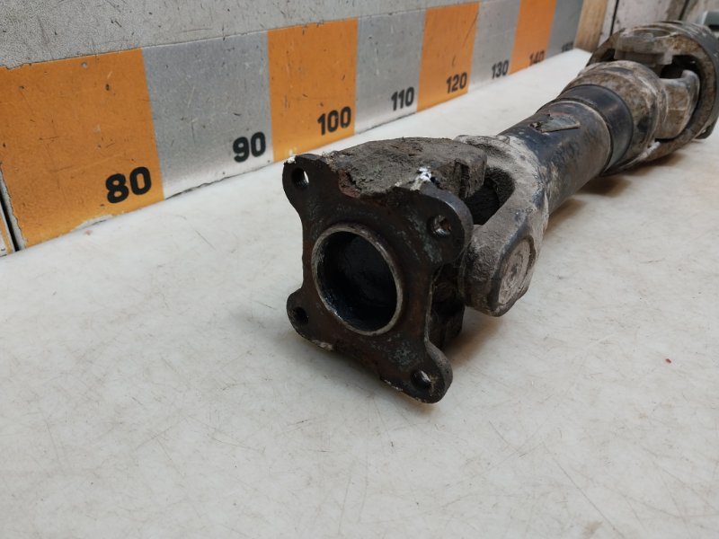 Вал карданный