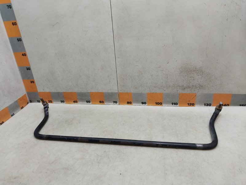 Стабилизатор передний