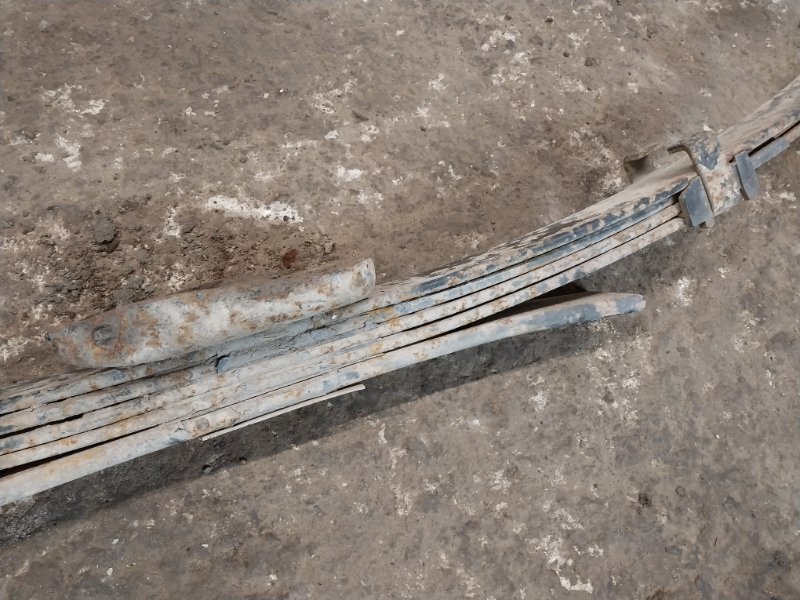 Рессора задняя