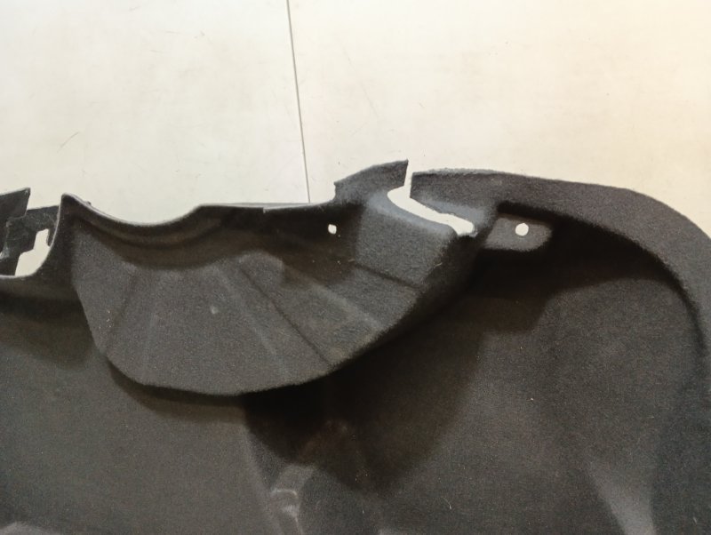 Обшивка багажника