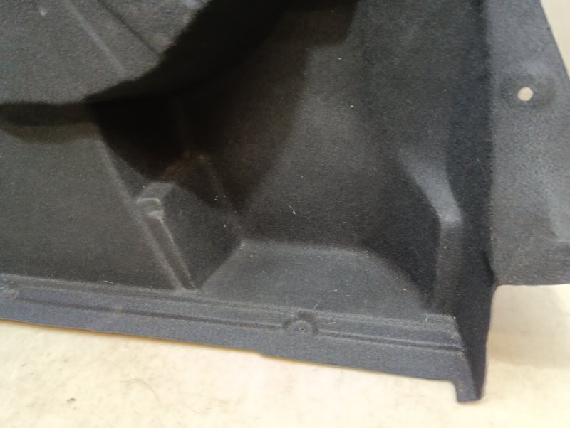 Обшивка багажника