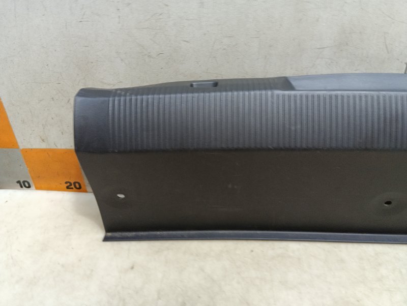 Обшивка багажника