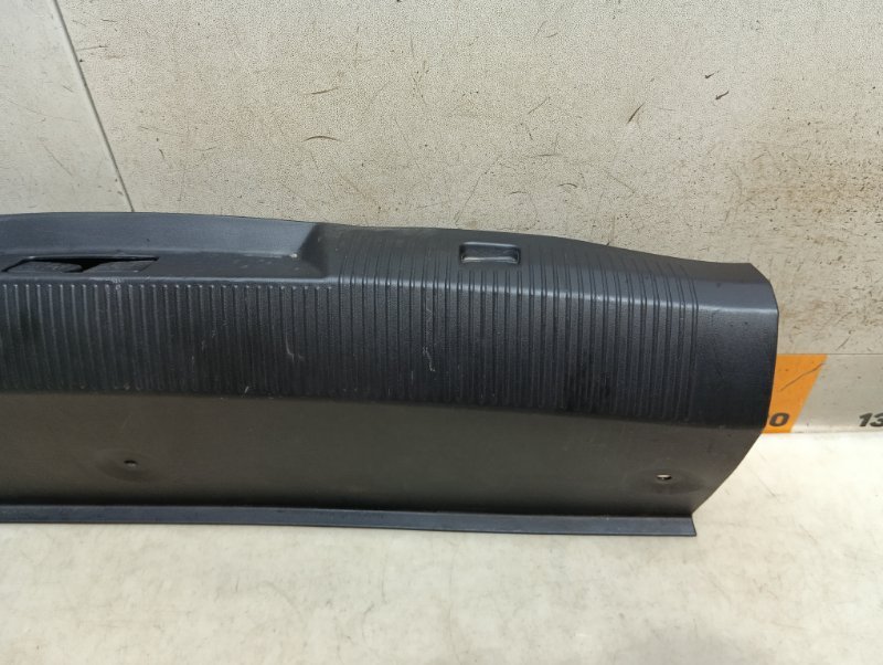 Обшивка багажника