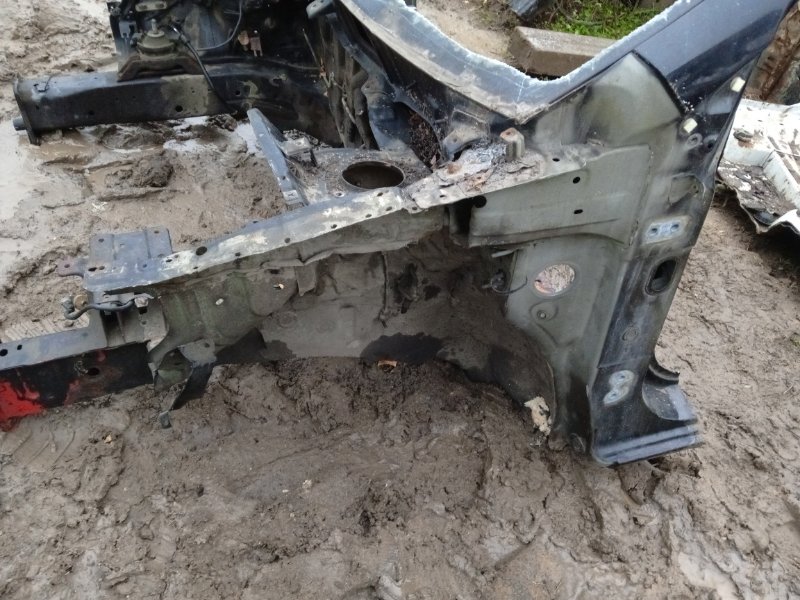 Кузовной элемент