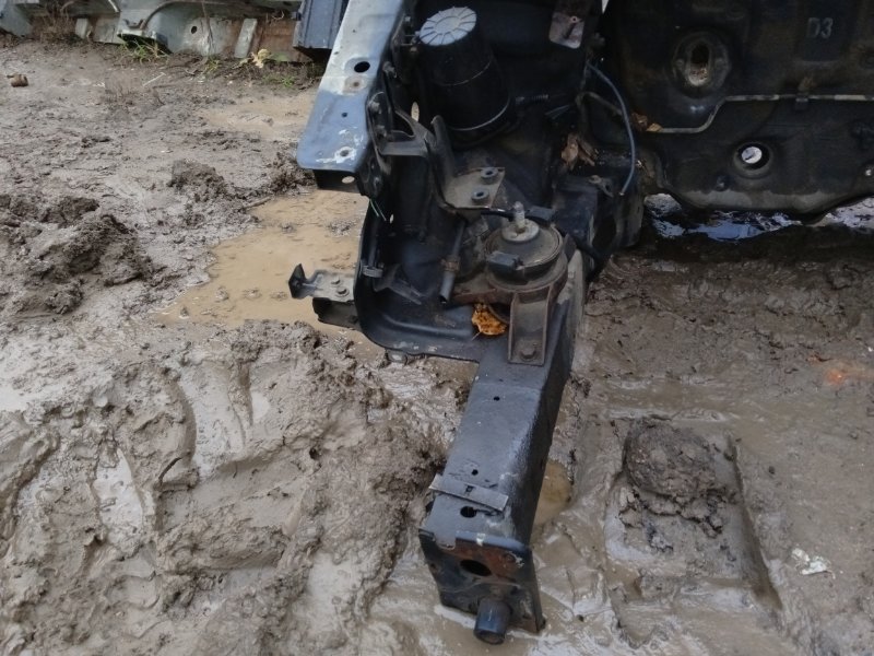 Кузовной элемент