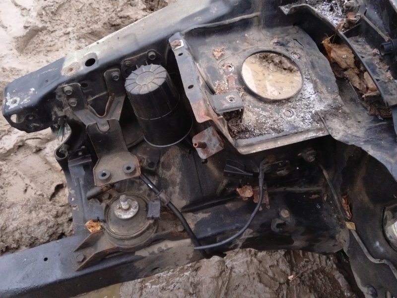 Лонжерон передний правый