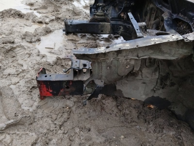 Лонжерон передний левый