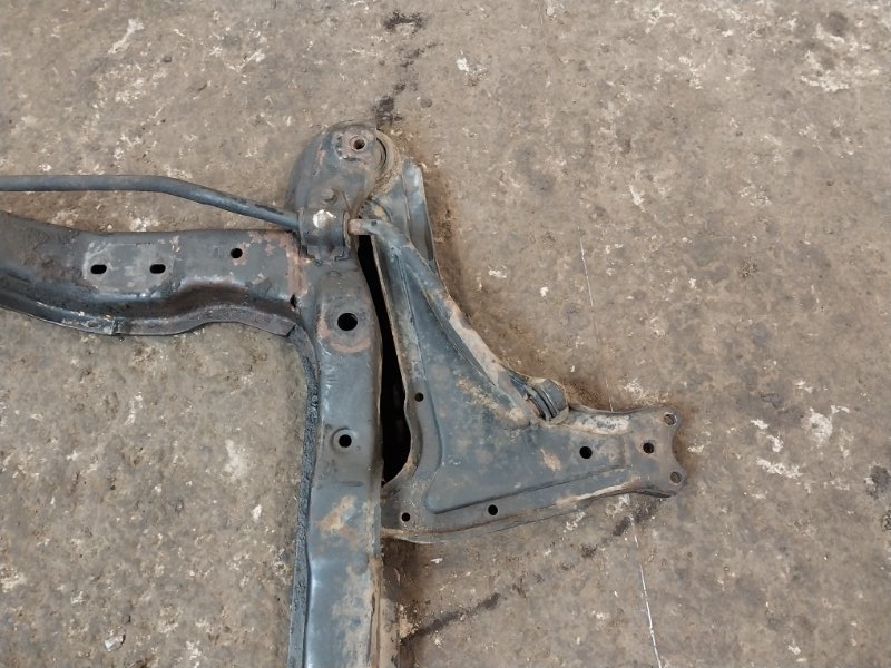 Балка подмоторная