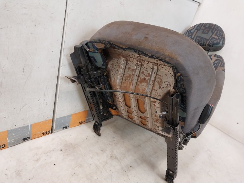 Сиденье переднее правое