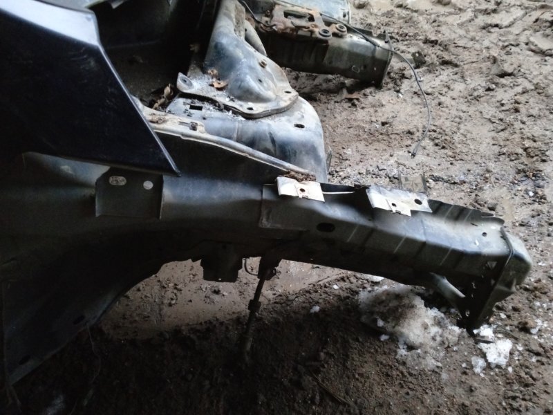 Лонжерон передний правый