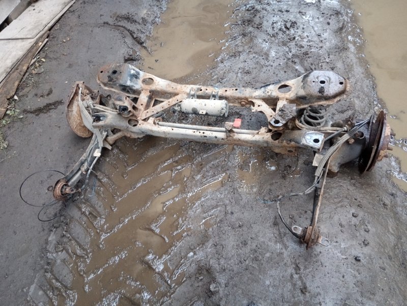 Балка задняя