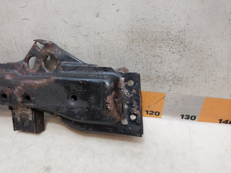 Балка подмоторная