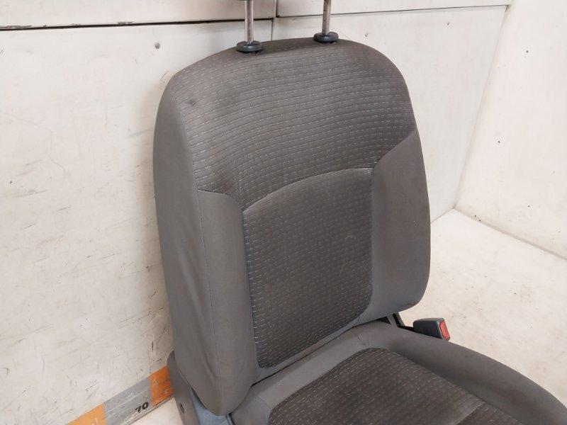 Сиденье переднее правое