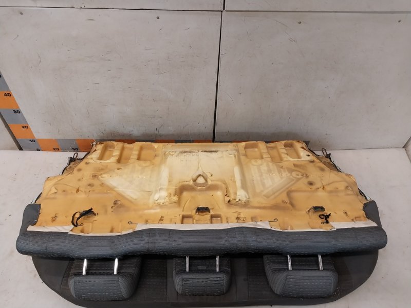 Сиденье салонное