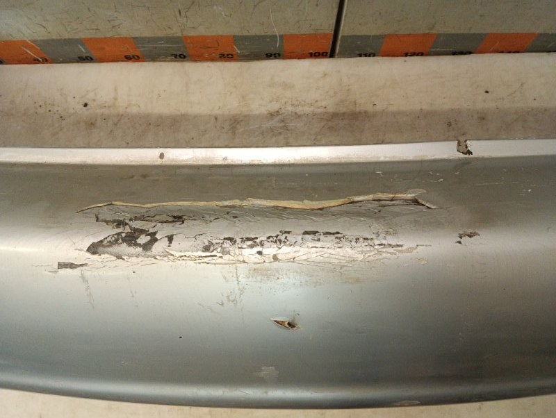 Бампер задний