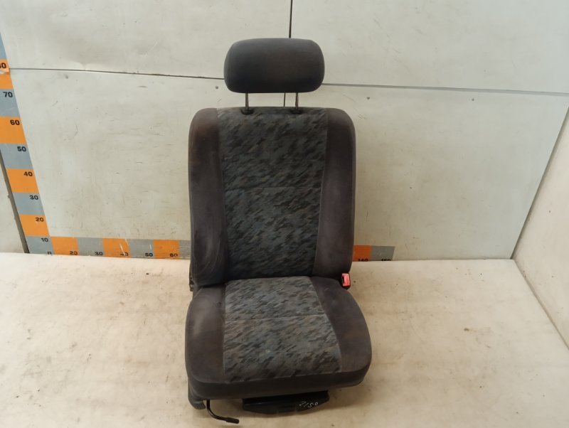 Сиденье переднее правое