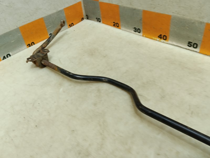 Стабилизатор задний