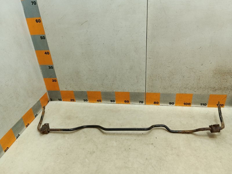 Стабилизатор задний