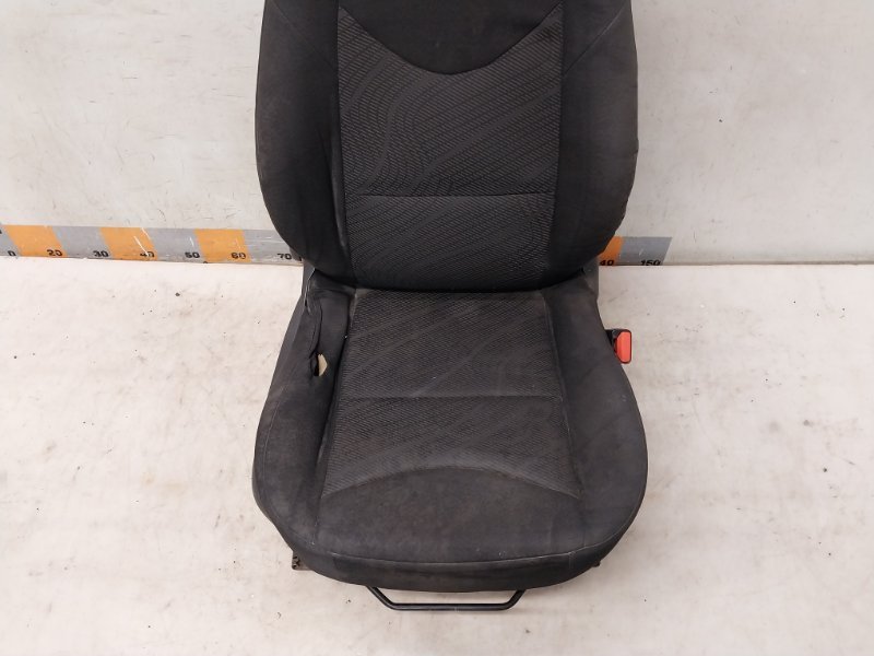 Сиденье переднее правое