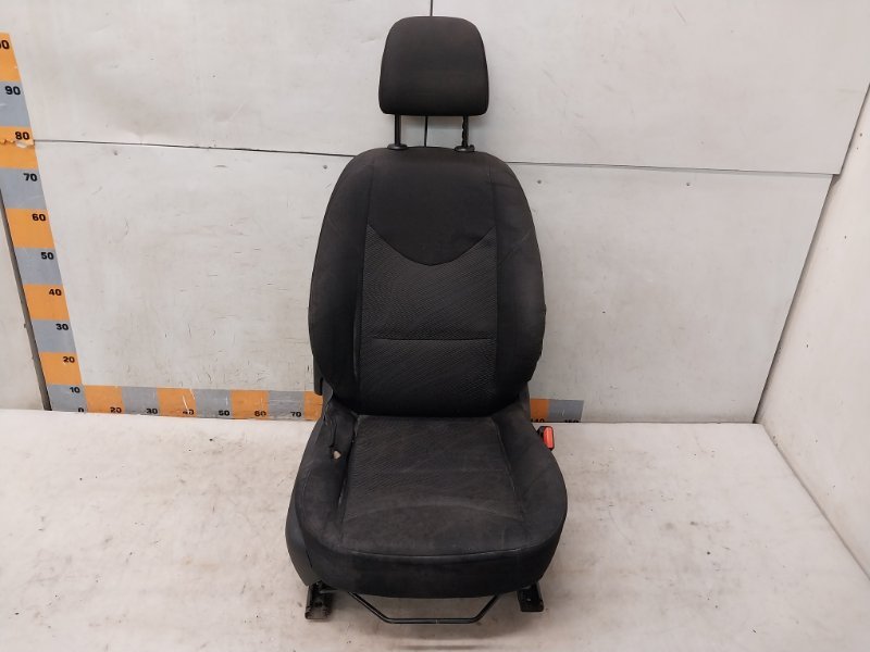 Сиденье переднее правое