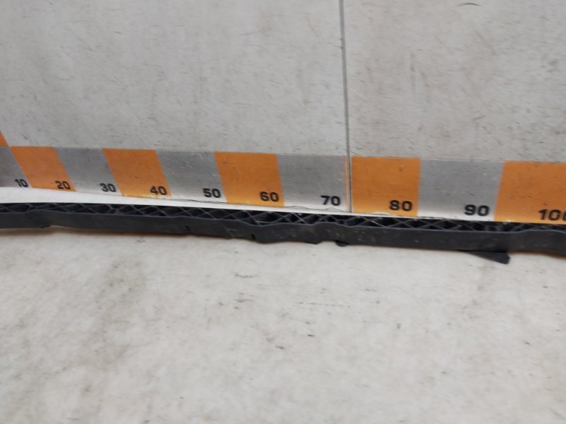 Решетка стеклоочистителей (Жабо)