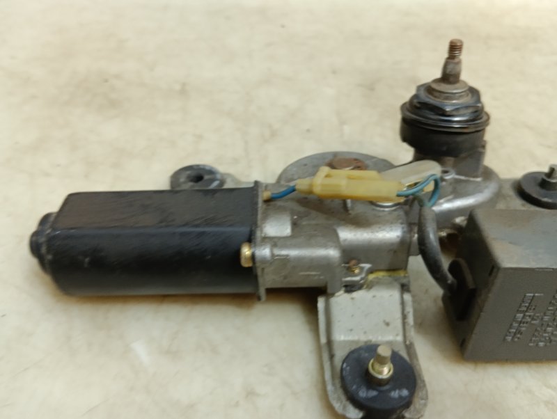 Моторчик стеклоочистителя задний