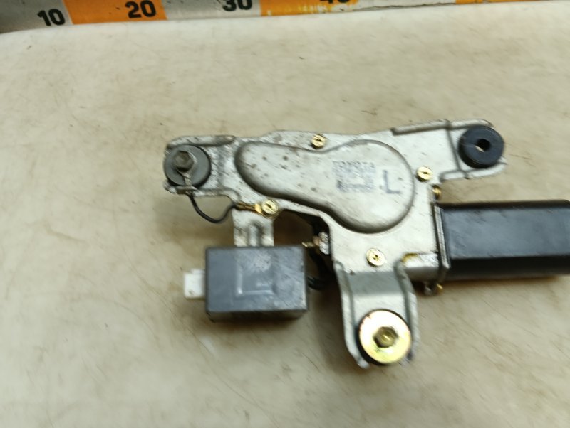 Моторчик стеклоочистителя задний