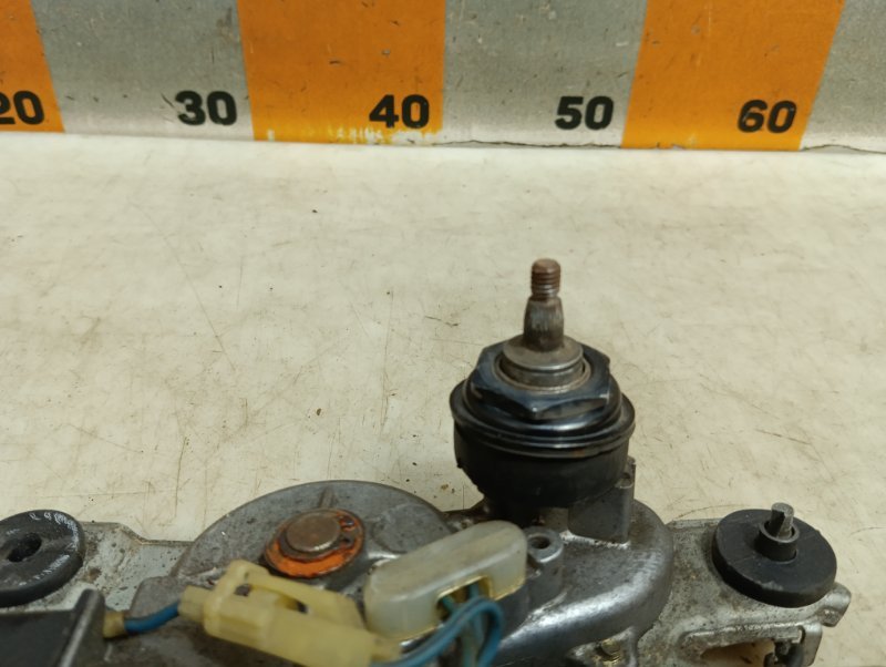 Моторчик стеклоочистителя задний