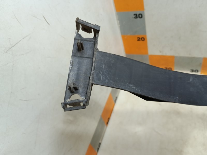 Решетка стеклоочистителей (Жабо)