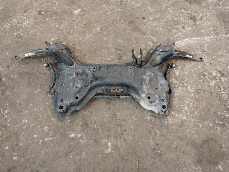 Балка подмоторная