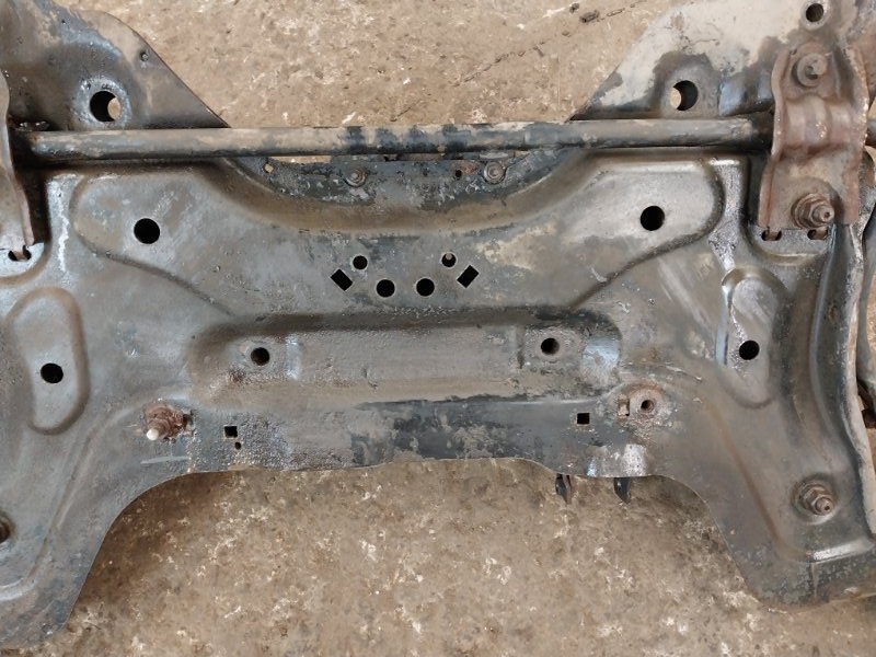 Балка подмоторная