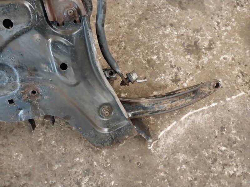 Балка подмоторная