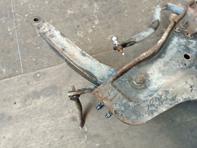 Балка подрадиаторная