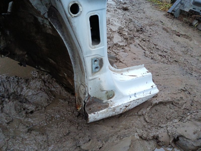 Лонжерон передний левый