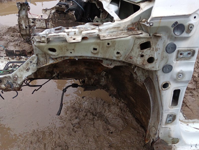 Лонжерон передний левый