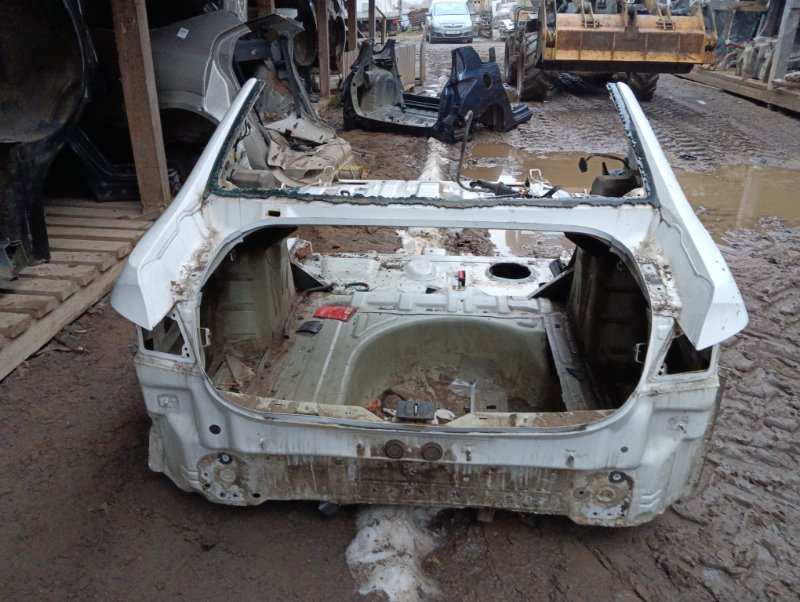 Кузовной элемент